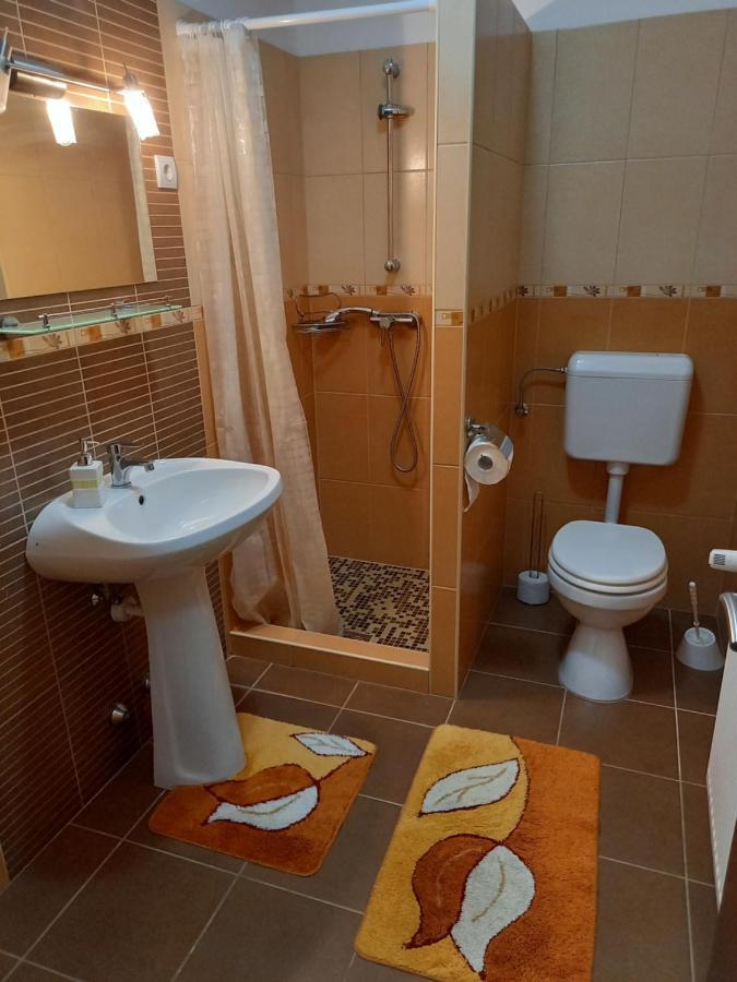 Medea Apartman Bük Buitenkant foto