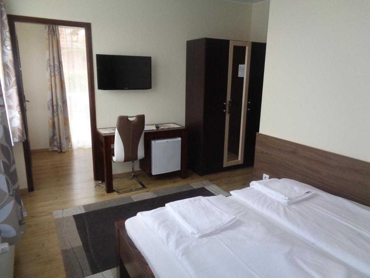 Medea Apartman Bük Buitenkant foto