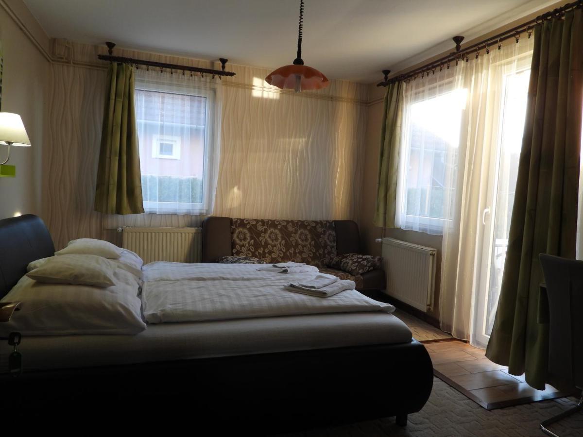 Medea Apartman Bük Buitenkant foto