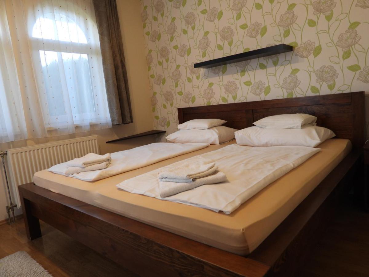 Medea Apartman Bük Buitenkant foto