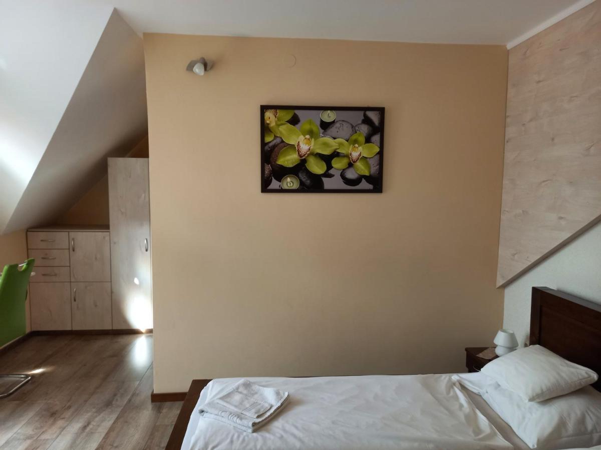 Medea Apartman Bük Buitenkant foto